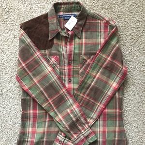 Women’s Button Up Shirt